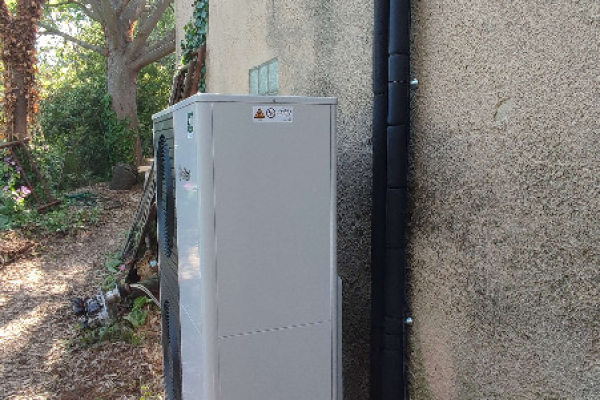 Où installer une pompe à chaleur (PAC) air-eau en remplacement d'une chaudière fioul Chapee ? Réponse de votre chauffagiste expert AJJY CONCEPT à Aix-en-Provence