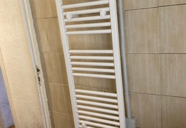 Installation de nouveaux équipements de chauffage et d'eau chaude à Ollières, près de Saint-Maximin