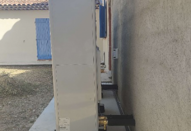 Nouvelle installation de pompe à chaleur air-eau en CASCADE à ROGNES près d'Aix-en-Provence ! 