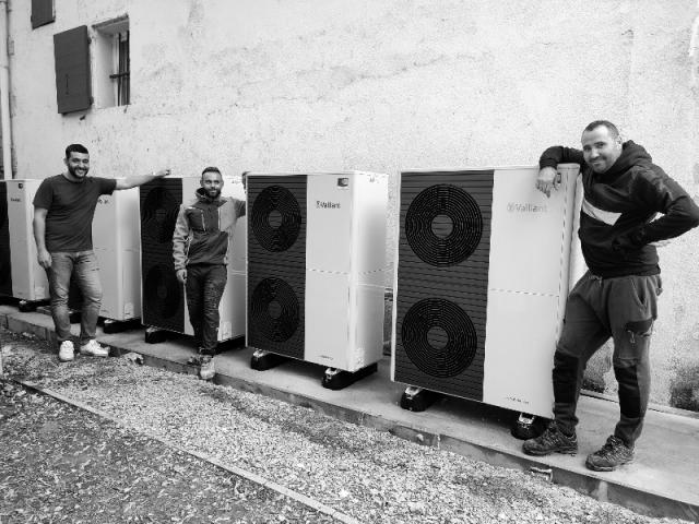 AJJY CONCEPT effectue l'installation de 5 pompes à chaleur en cascade à Simiane