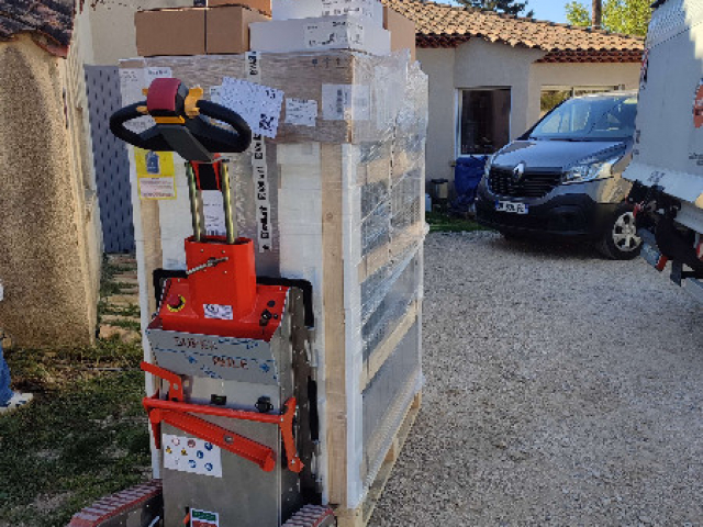 Installation d'une pompe à chaleur (PAC) air-eau VAILLANT en remplacement d'une chaudière fioul DE DIETRICH par votre chauffagiste AJJY CONCEPT à PERTUIS dans le Vaucluse